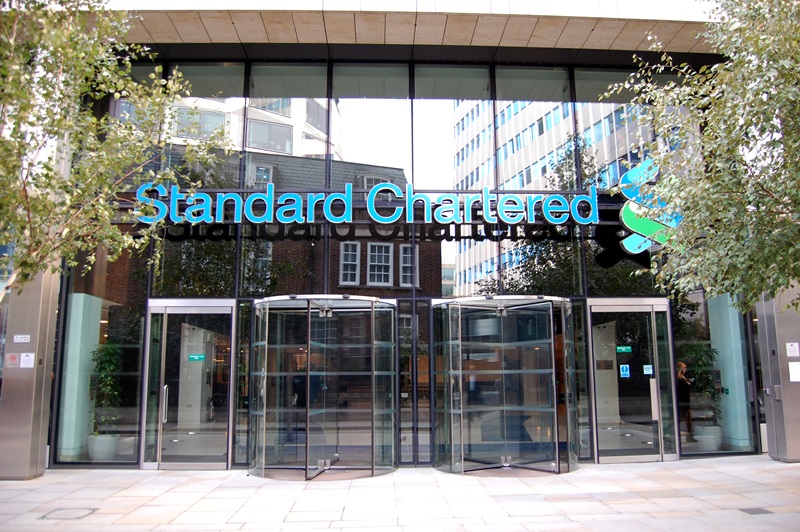 Standard Chartered Main Entrance - Mace Group