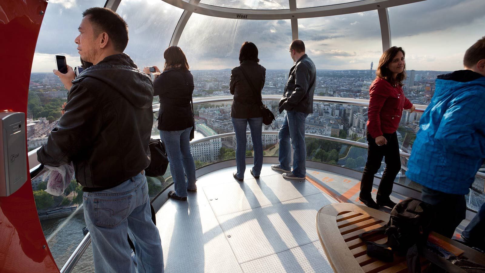 Inside London Eye's Dome - Mace Group
